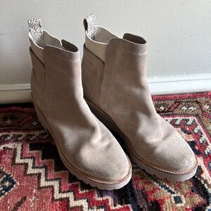 Women's Tan Suede Ankle Boots